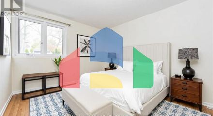 Residential - Single Family Home - Ottawa, Canada - Canada