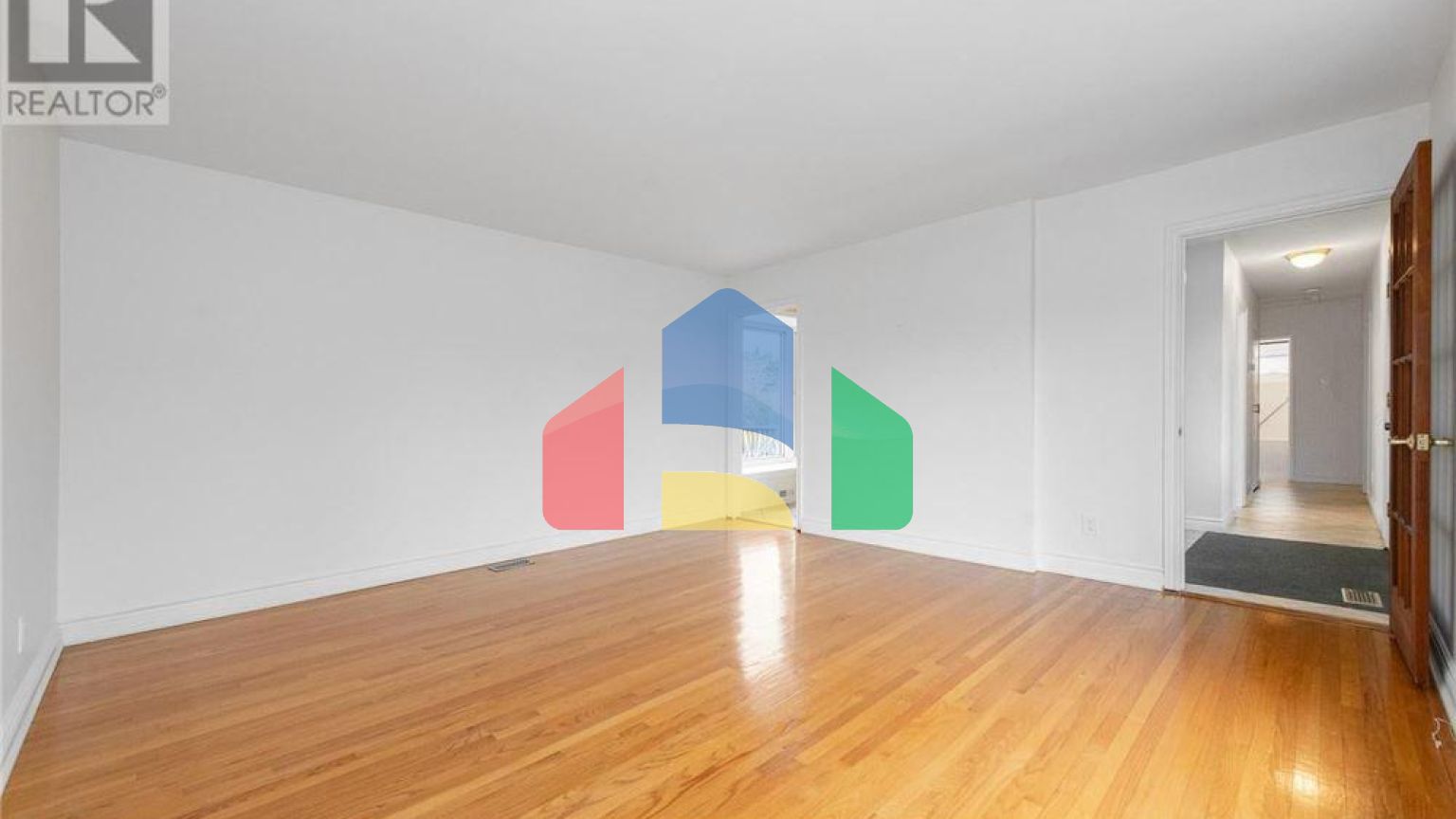 Residential - Single Family Home - Ottawa, Canada - Canada