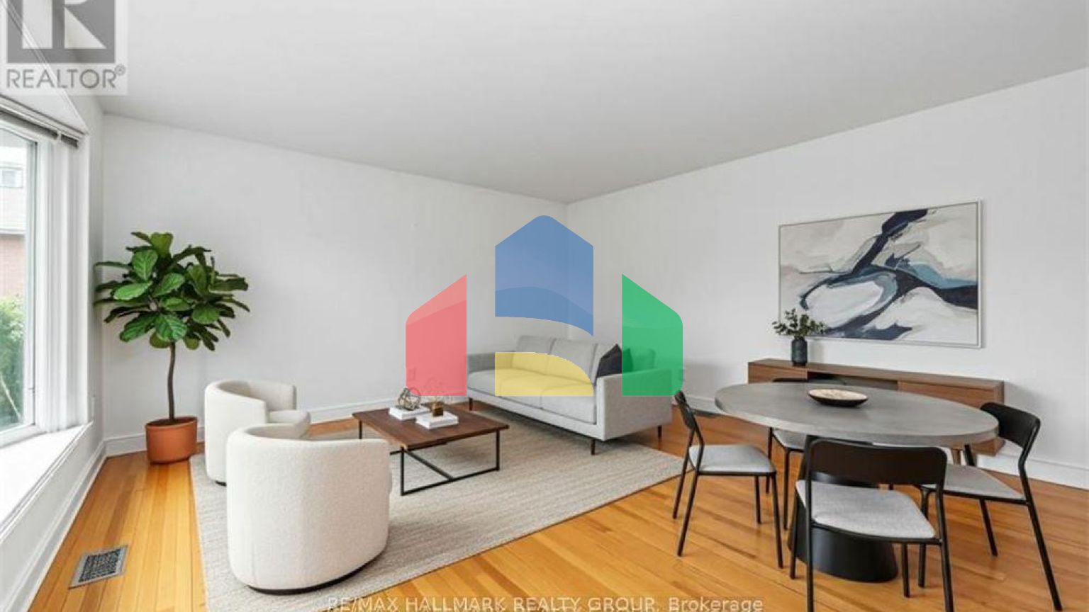 Residential - Single Family Home - Ottawa, Canada - Canada