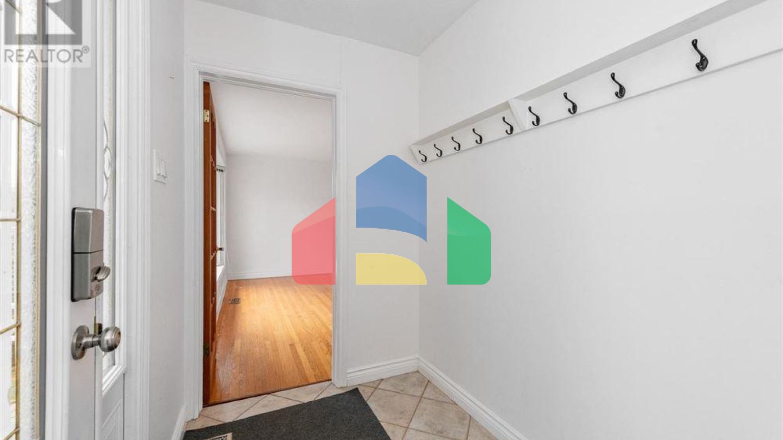 Residential - Single Family Home - Ottawa, Canada - Canada