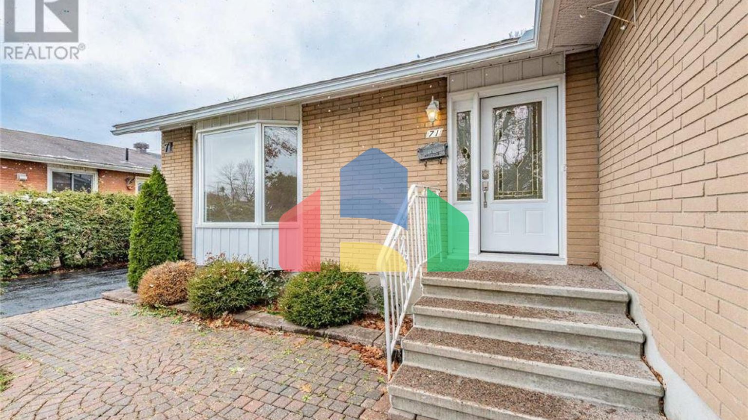 Residential - Single Family Home - Ottawa, Canada - Canada