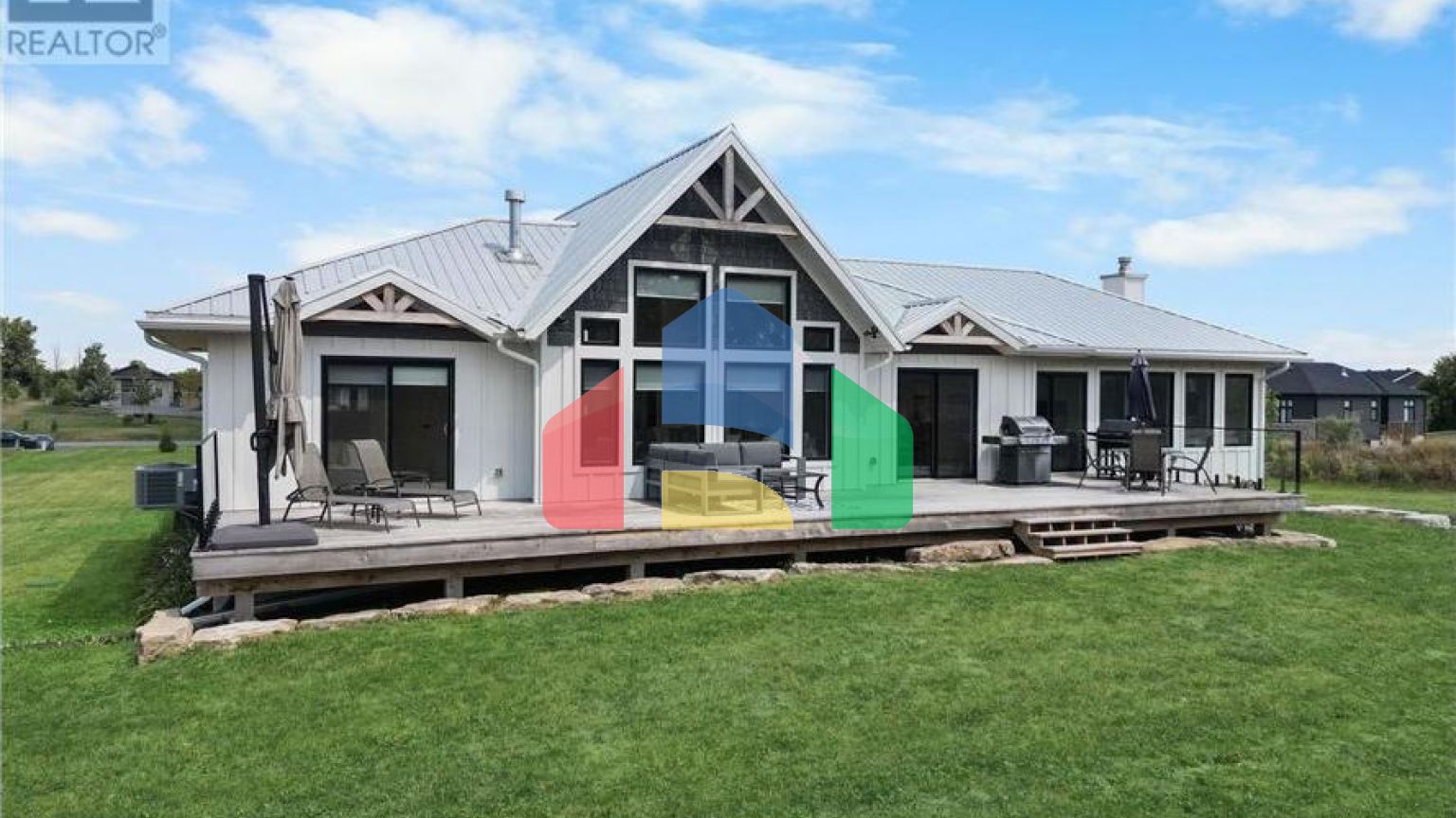 Residential - Single Family Home - Ottawa, Canada - Canada