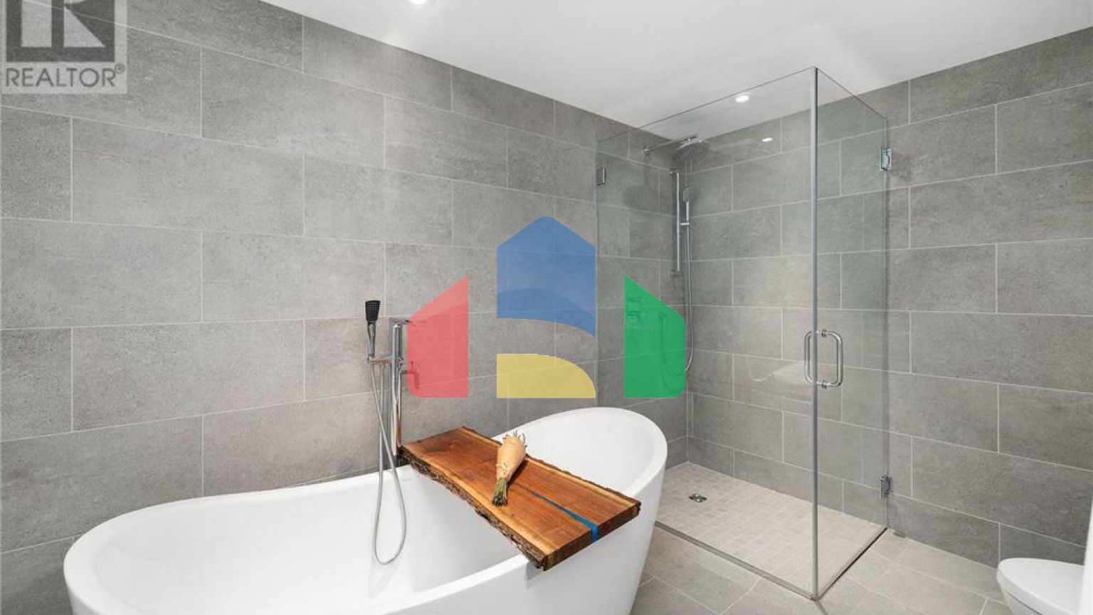 Residential - Single Family Home - Ottawa, Canada - Canada