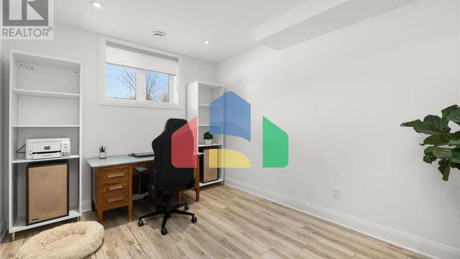 Residential - Single Family Home - Ottawa, Canada - Canada