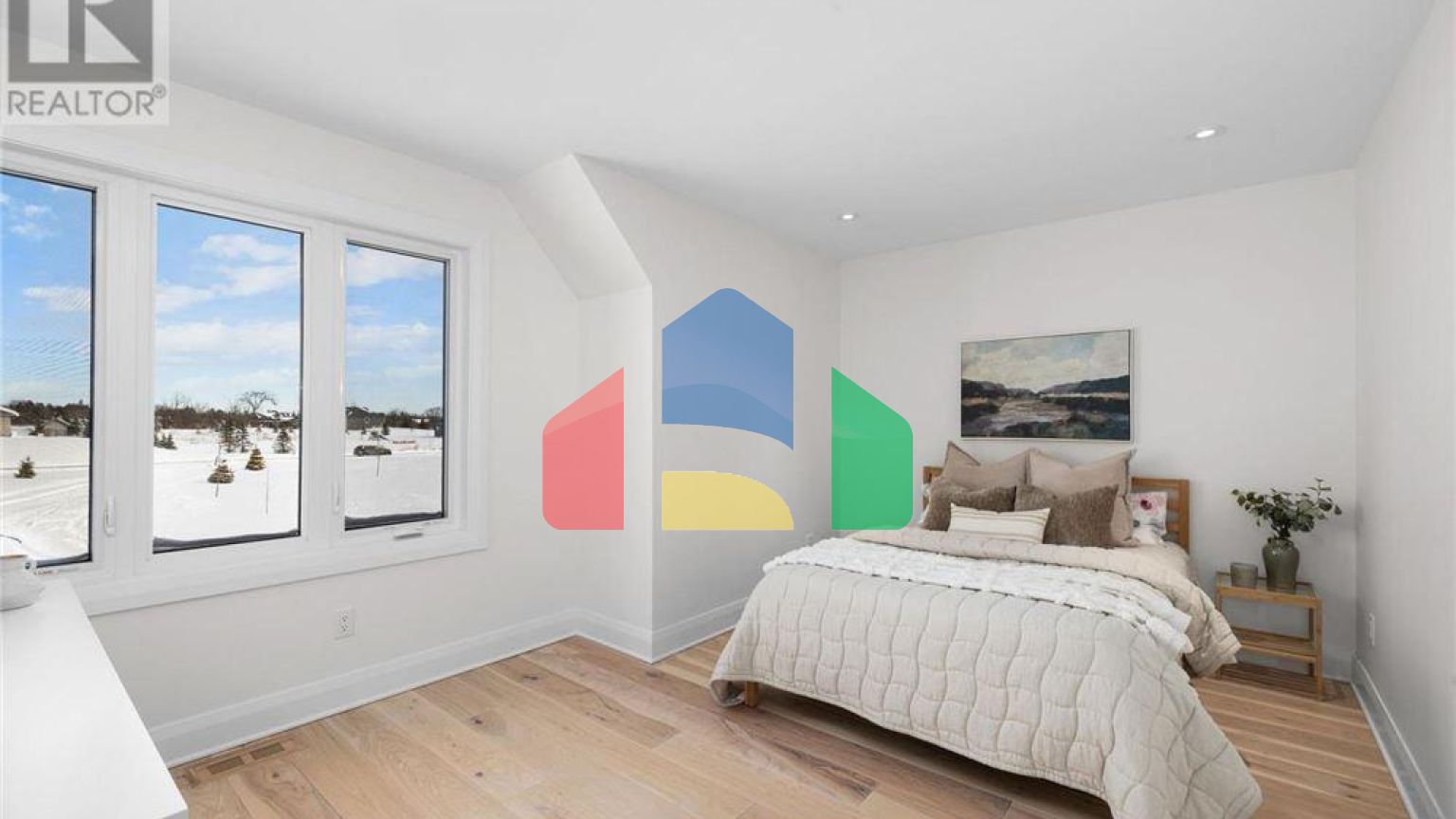 Residential - Single Family Home - Ottawa, Canada - Canada