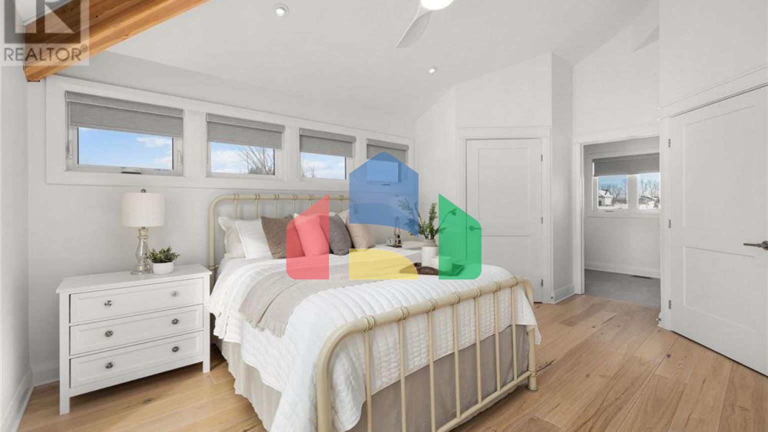 Residential - Single Family Home - Ottawa, Canada - Canada