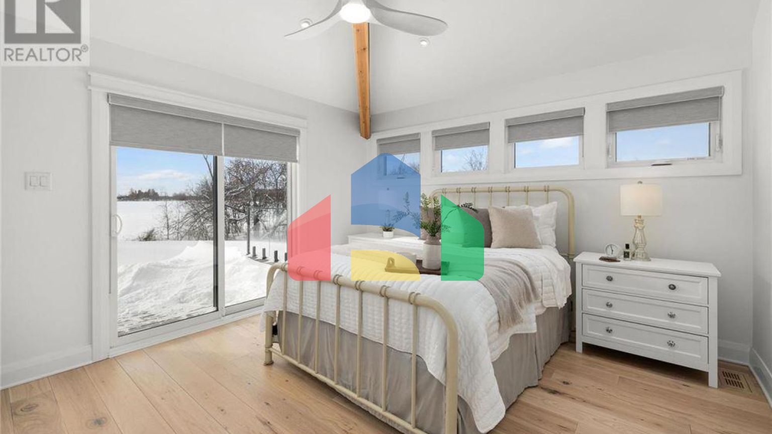 Residential - Single Family Home - Ottawa, Canada - Canada