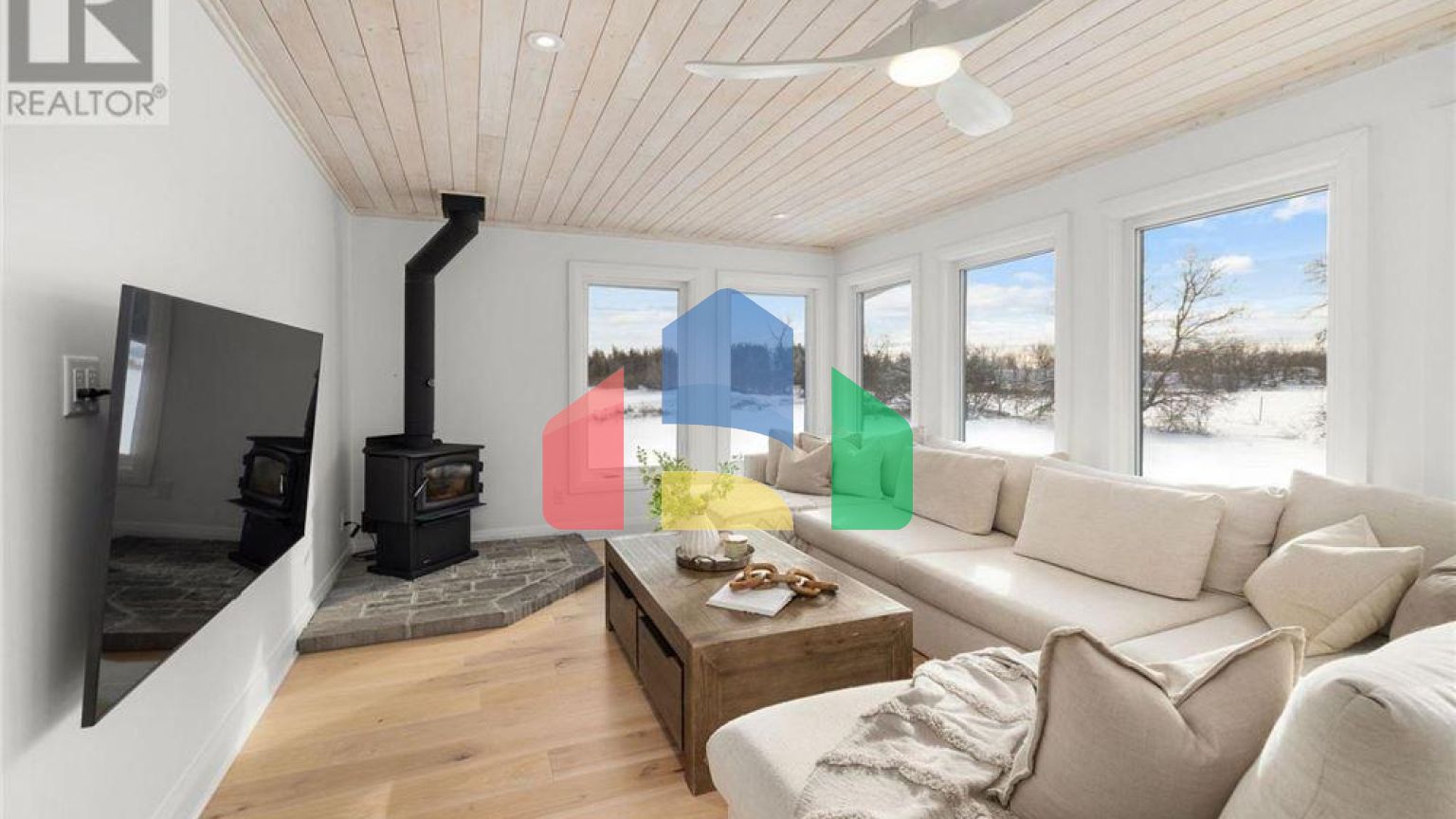 Residential - Single Family Home - Ottawa, Canada - Canada