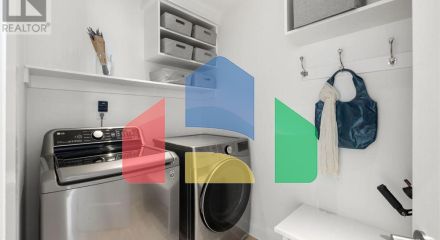 Residential - Single Family Home - Ottawa, Canada - Canada