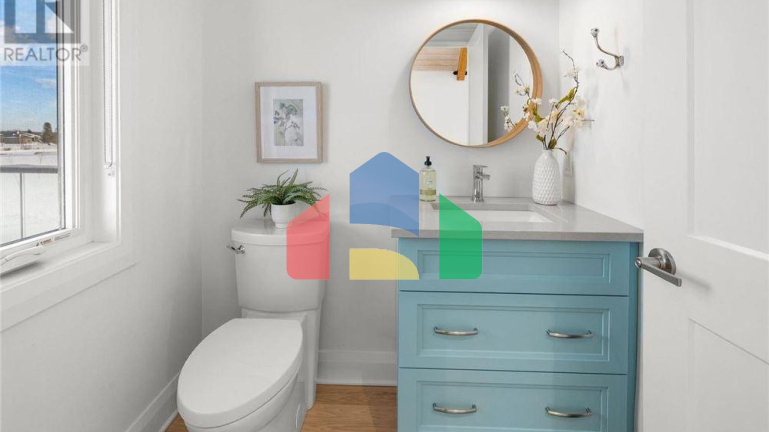 Residential - Single Family Home - Ottawa, Canada - Canada