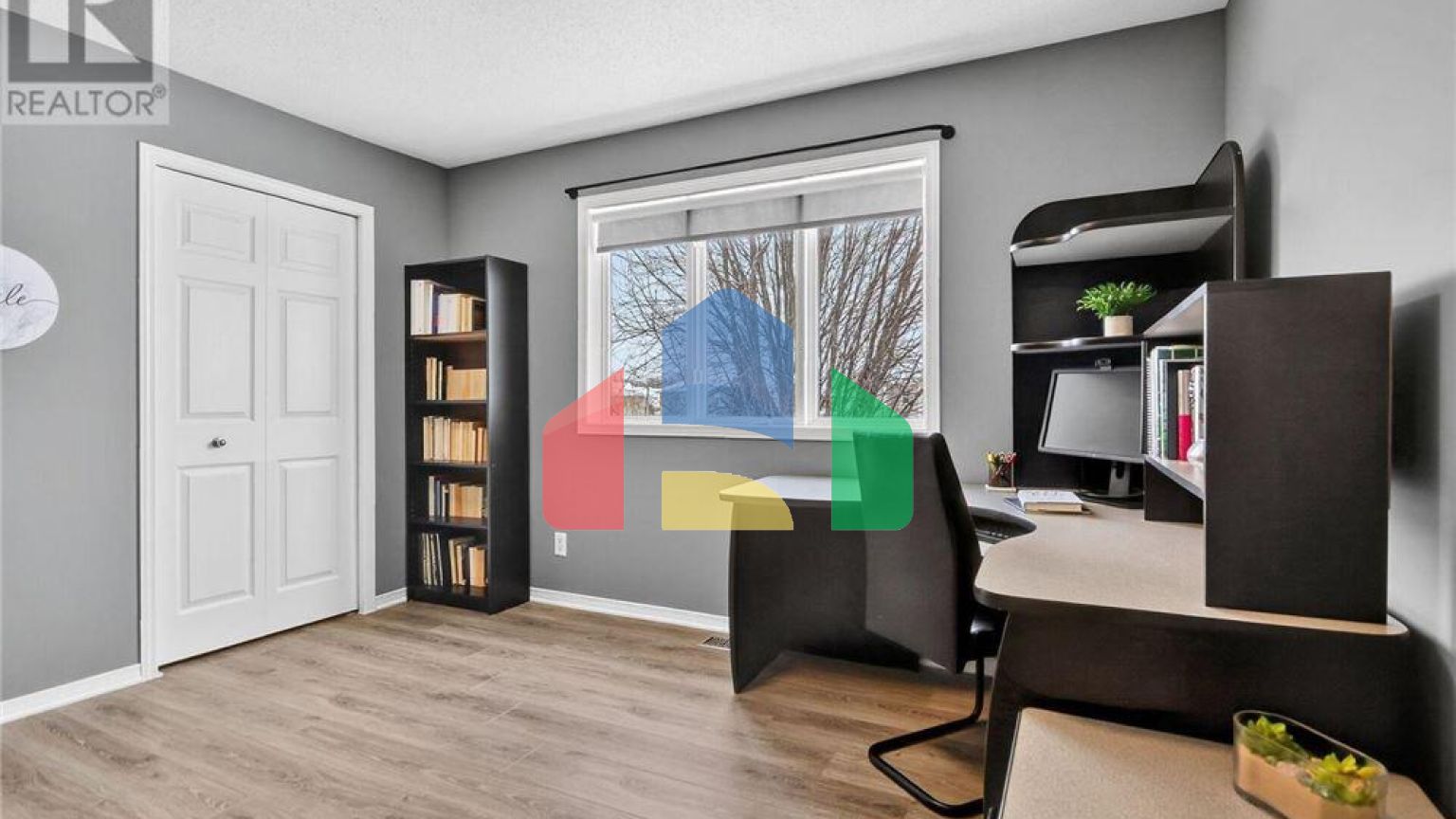 Residential - Single Family Home - Ottawa, Canada - Canada