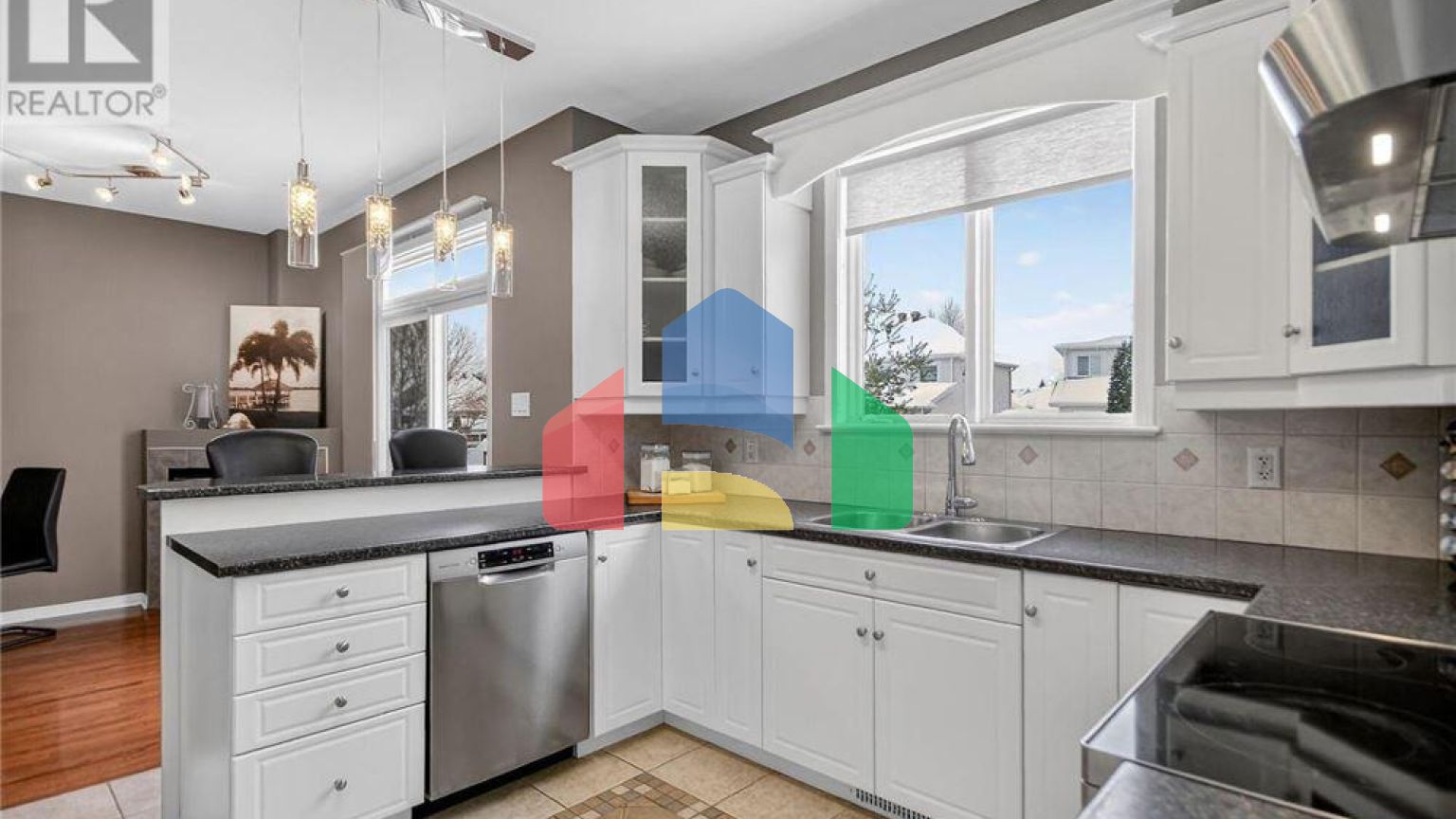 Residential - Single Family Home - Ottawa, Canada - Canada