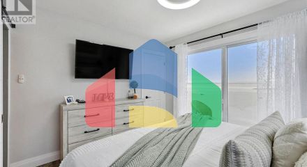 Residential - Single Family Home - Ottawa, Canada - Canada