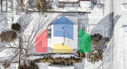 Residential - Single Family Home - Ottawa, Canada - Canada