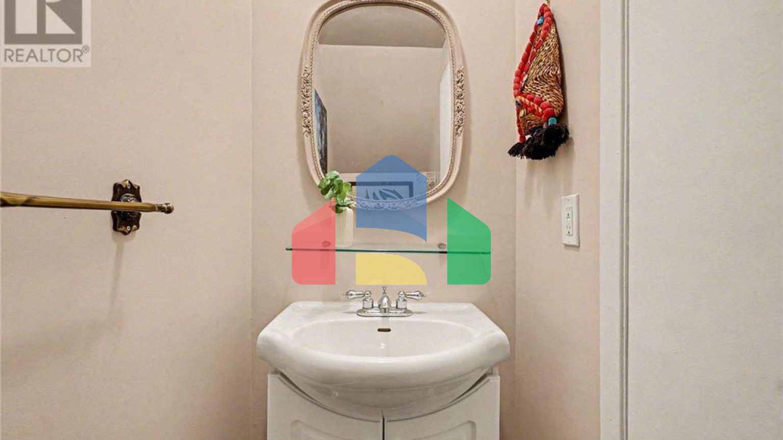 Residential - Single Family Home - Ottawa, Canada - Canada