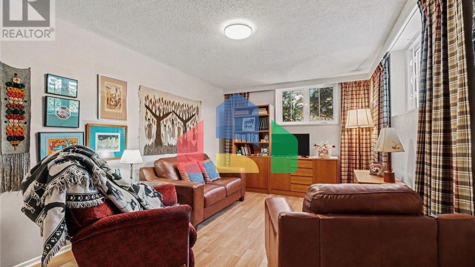 Residential - Single Family Home - Ottawa, Canada - Canada