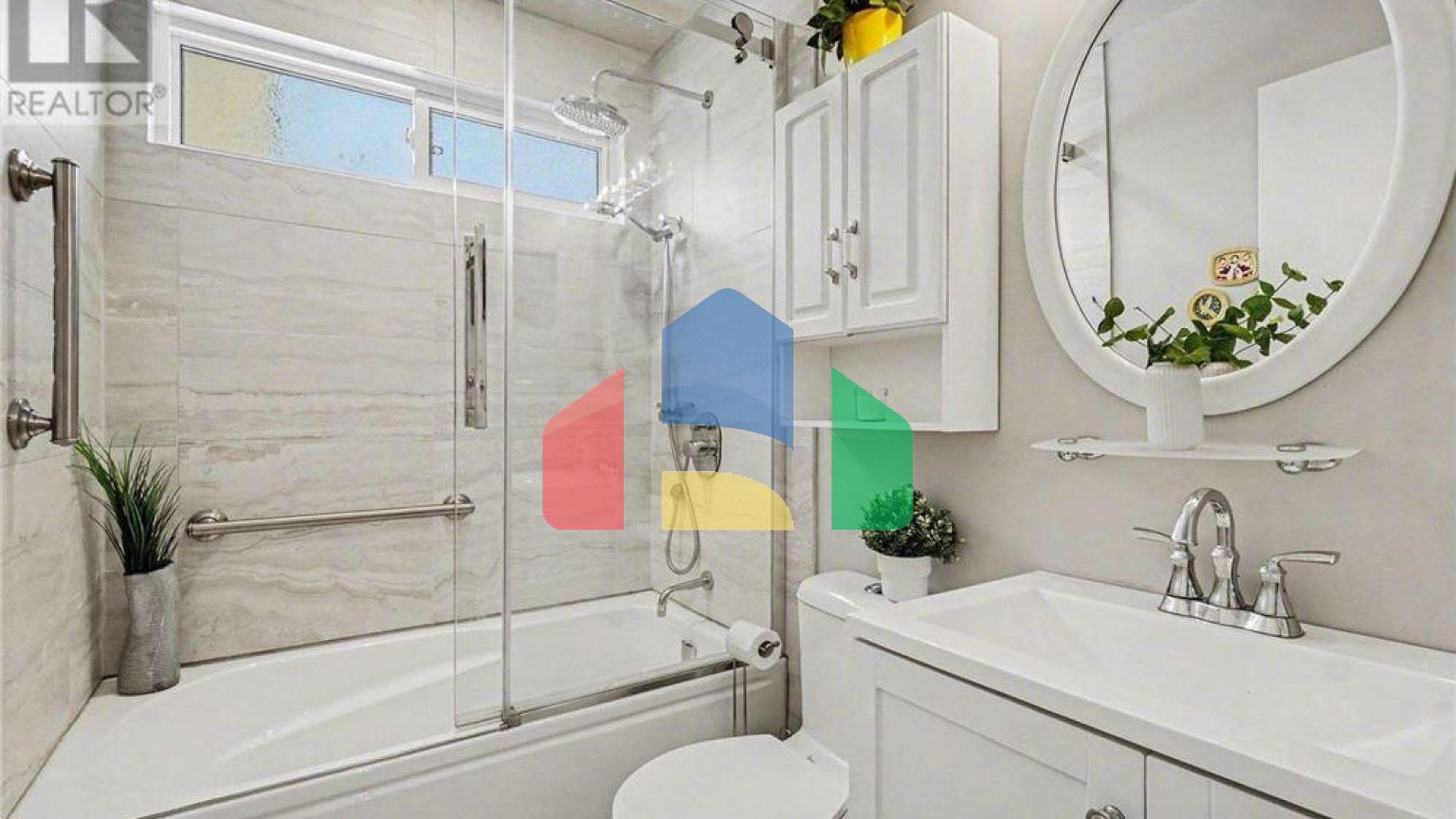 Residential - Single Family Home - Ottawa, Canada - Canada