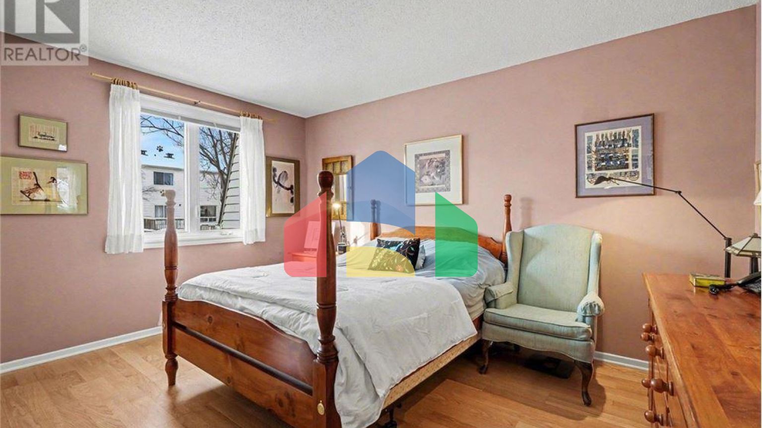 Residential - Single Family Home - Ottawa, Canada - Canada