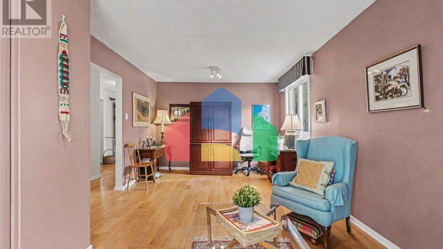 Residential - Single Family Home - Ottawa, Canada - Canada