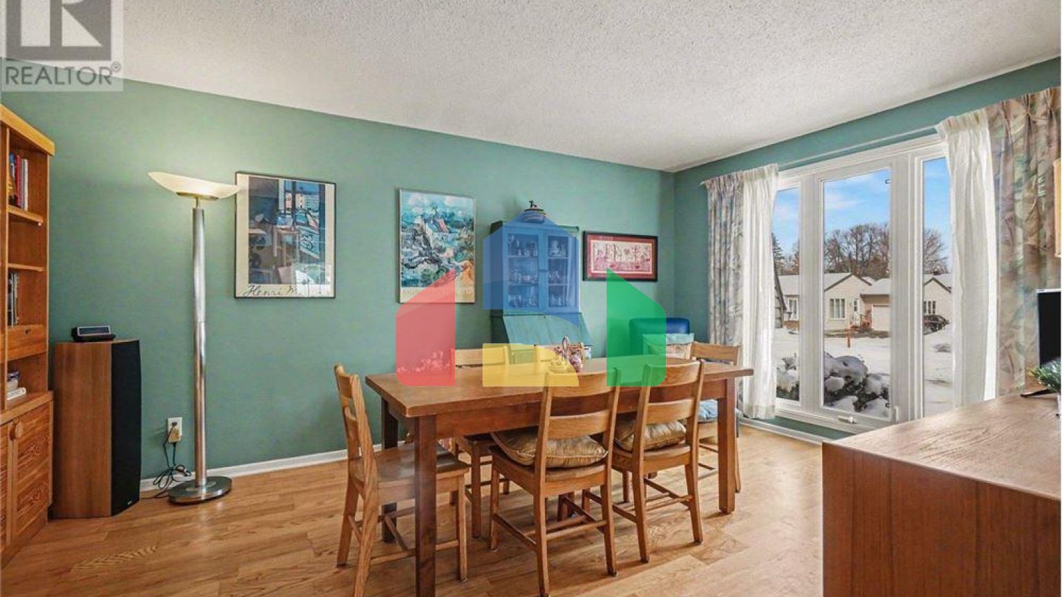 Residential - Single Family Home - Ottawa, Canada - Canada