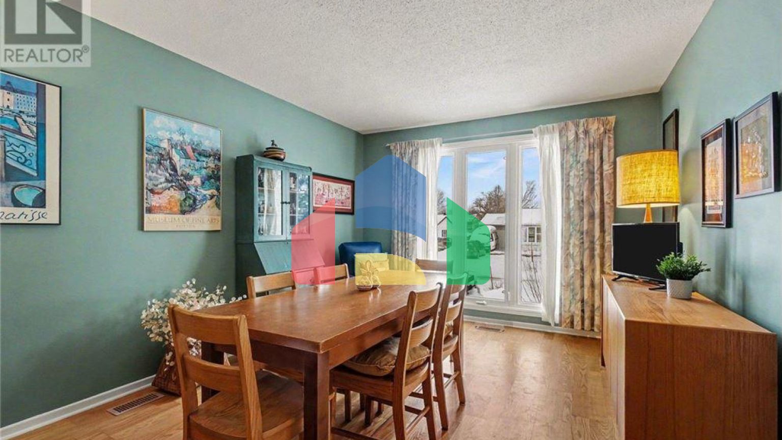 Residential - Single Family Home - Ottawa, Canada - Canada