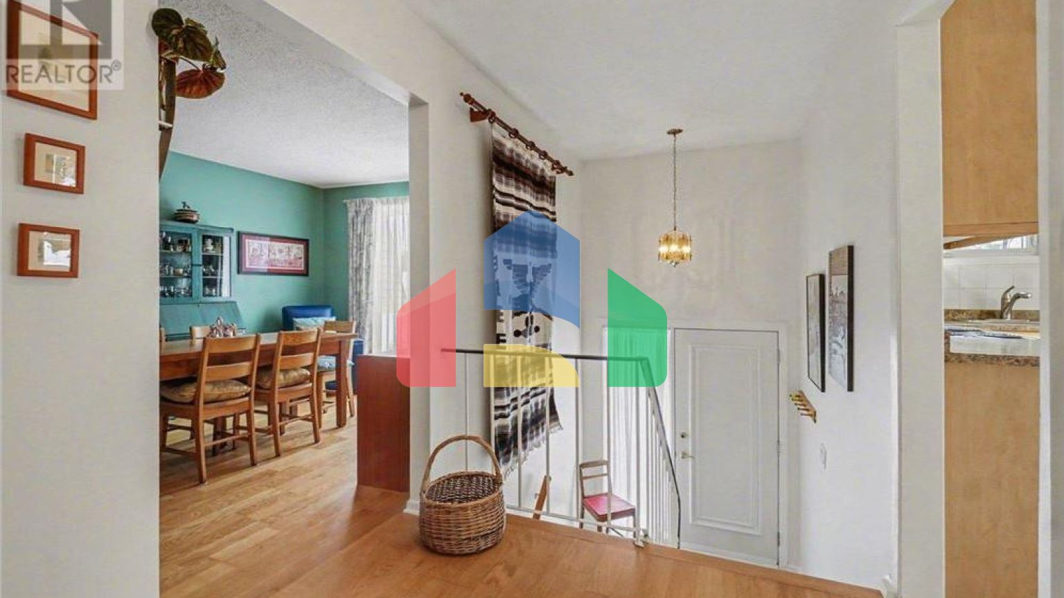 Residential - Single Family Home - Ottawa, Canada - Canada