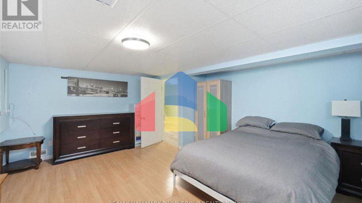 Residential - Single Family Home - Ottawa, Canada - Canada