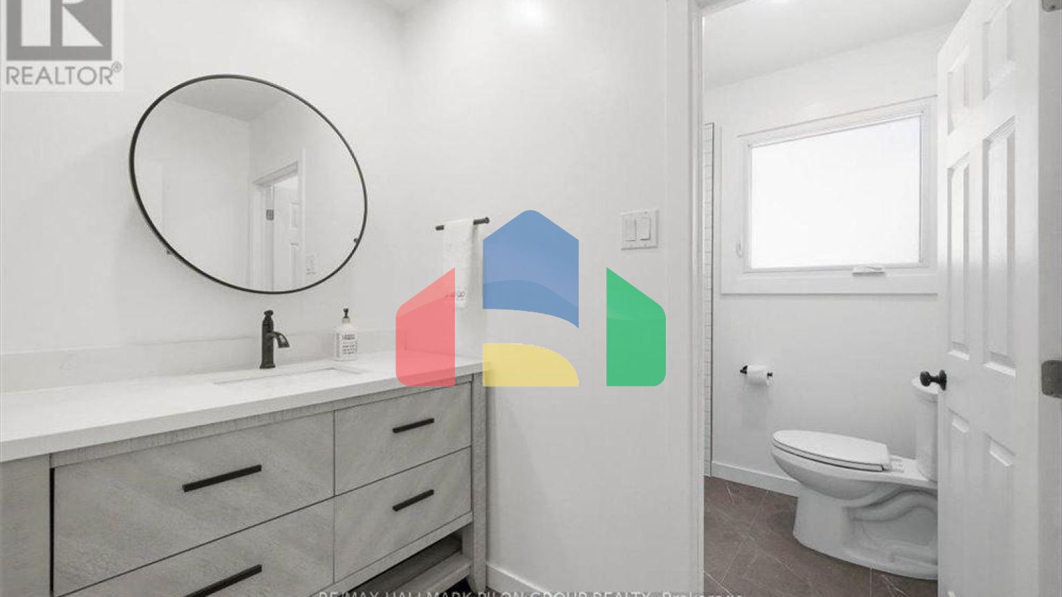 Residential - Single Family Home - Ottawa, Canada - Canada