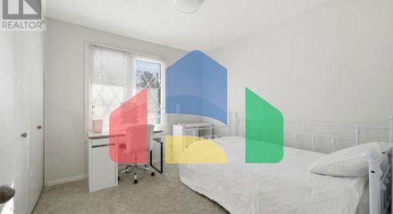 Residential - Single Family Home - Ottawa, Canada - Canada