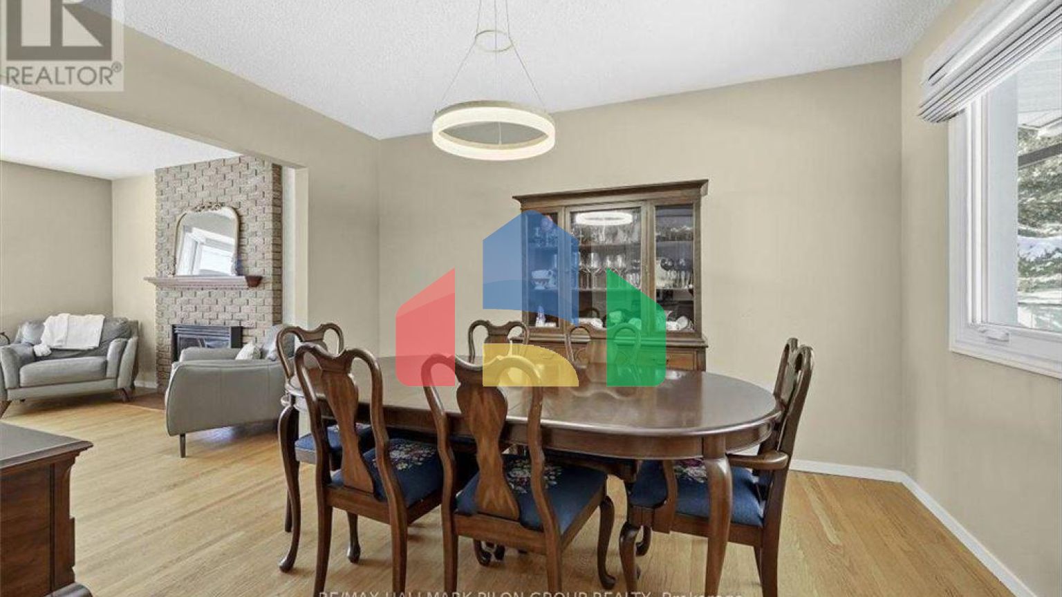 Residential - Single Family Home - Ottawa, Canada - Canada