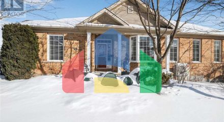 Residential - Single Family Home - Ottawa, Canada - Canada