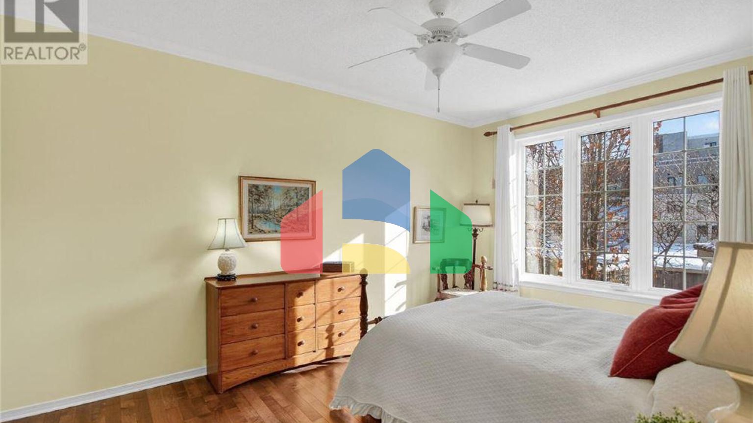 Residential - Single Family Home - Ottawa, Canada - Canada