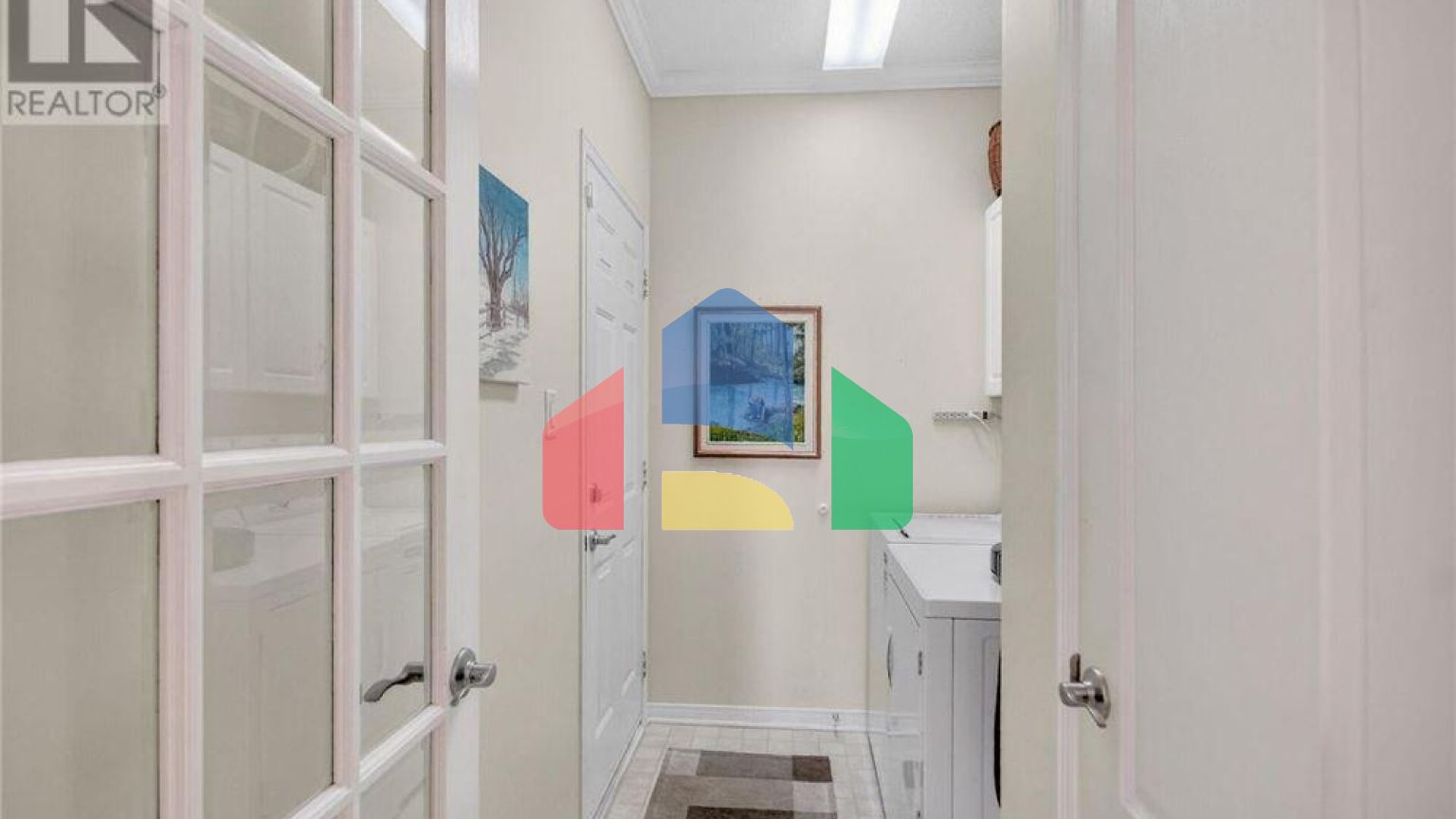 Residential - Single Family Home - Ottawa, Canada - Canada