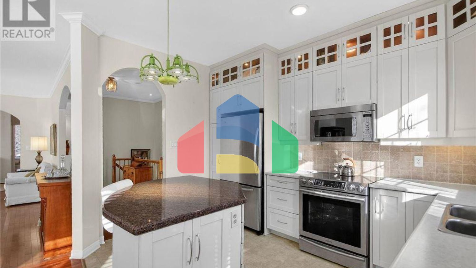 Residential - Single Family Home - Ottawa, Canada - Canada