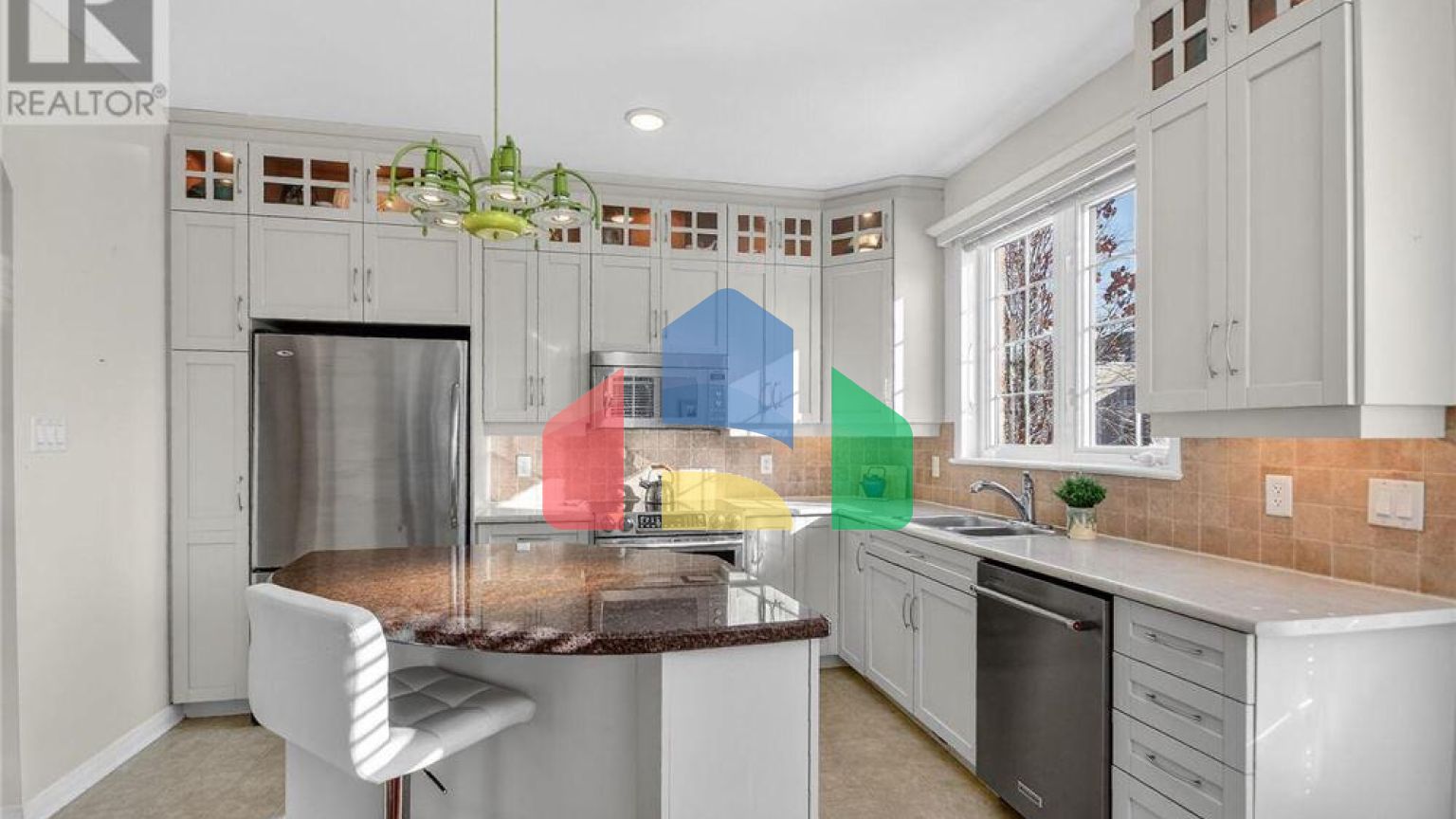 Residential - Single Family Home - Ottawa, Canada - Canada