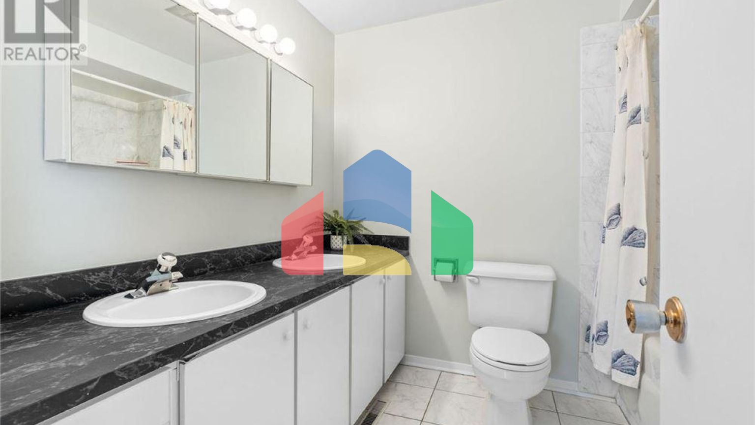 Residential - Single Family Home - Ottawa, Canada - Canada