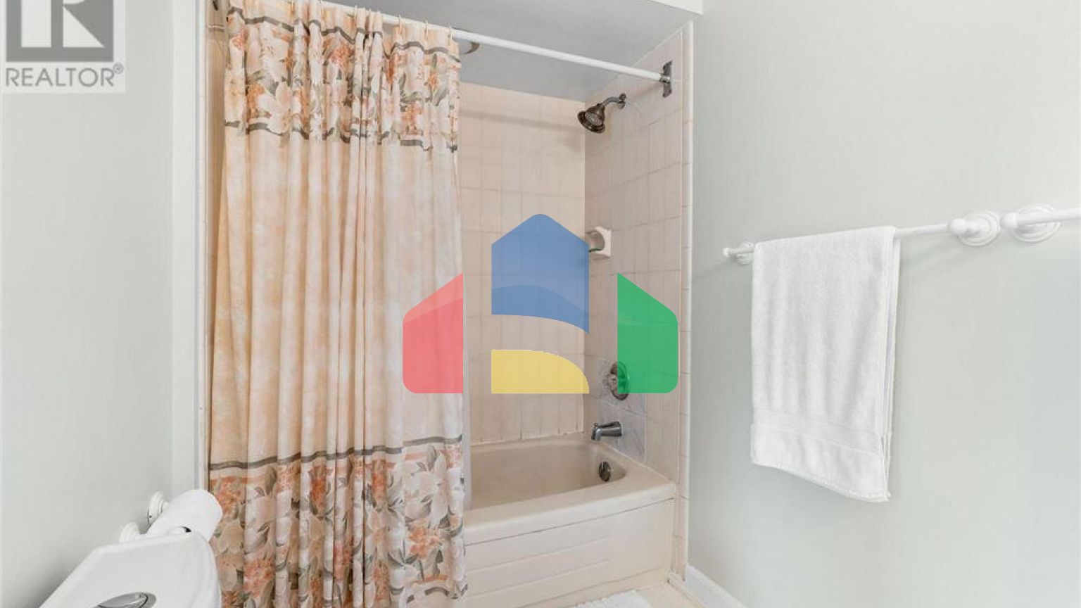 Residential - Single Family Home - Ottawa, Canada - Canada