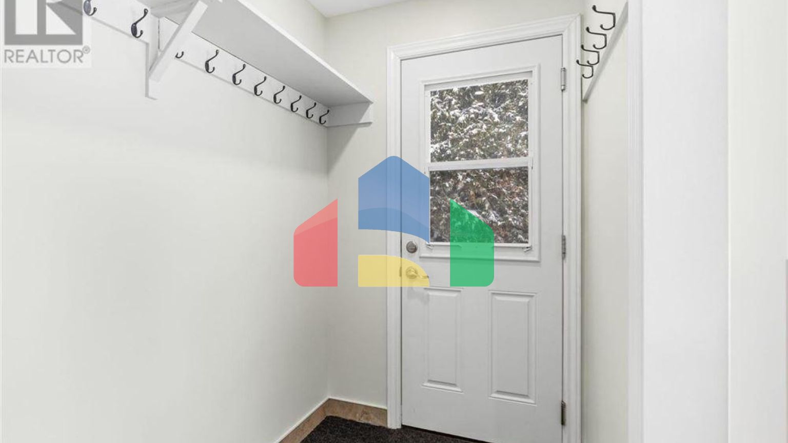 Residential - Single Family Home - Ottawa, Canada - Canada