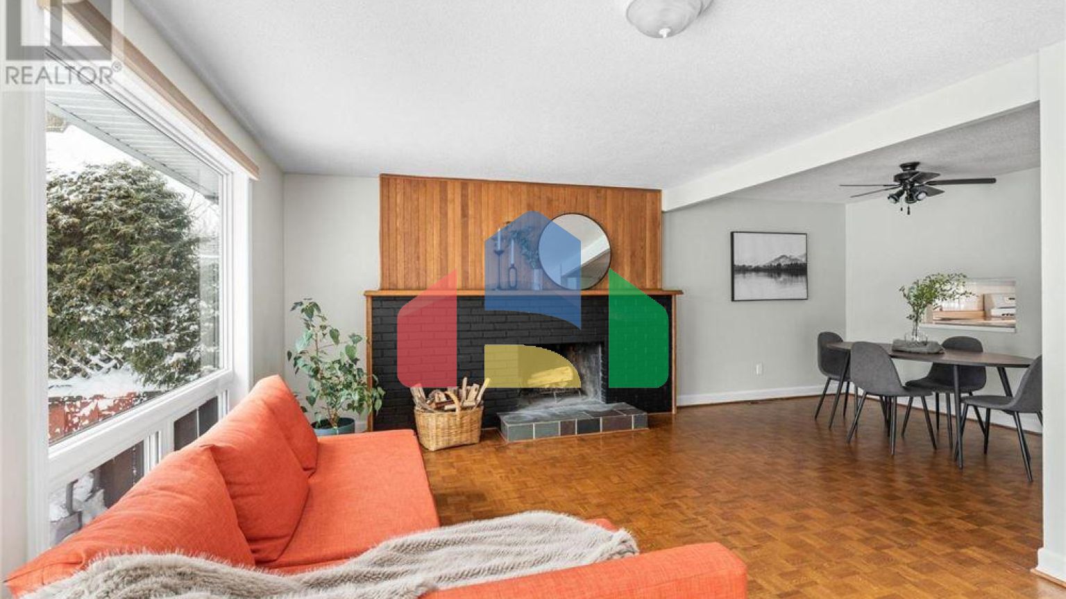 Residential - Single Family Home - Ottawa, Canada - Canada