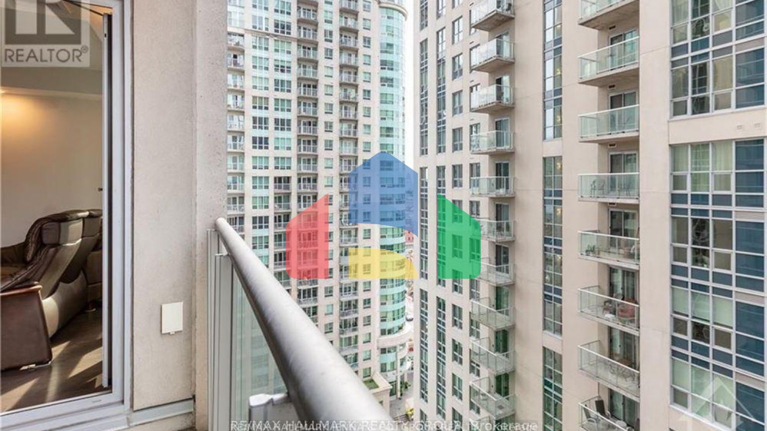 Residential - Condo/Apartment - Ottawa, Canada - Canada