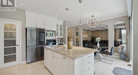 Residential - Single Family Home - Ottawa, Canada - Canada