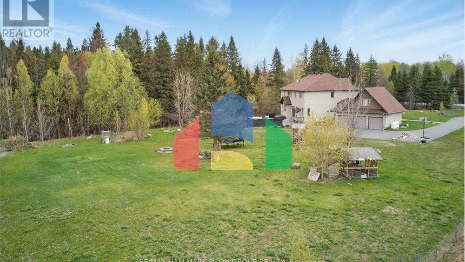 Residential - Single Family Home - Ottawa, Canada - Canada