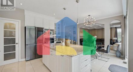 Residential - Single Family Home - Ottawa, Canada - Canada