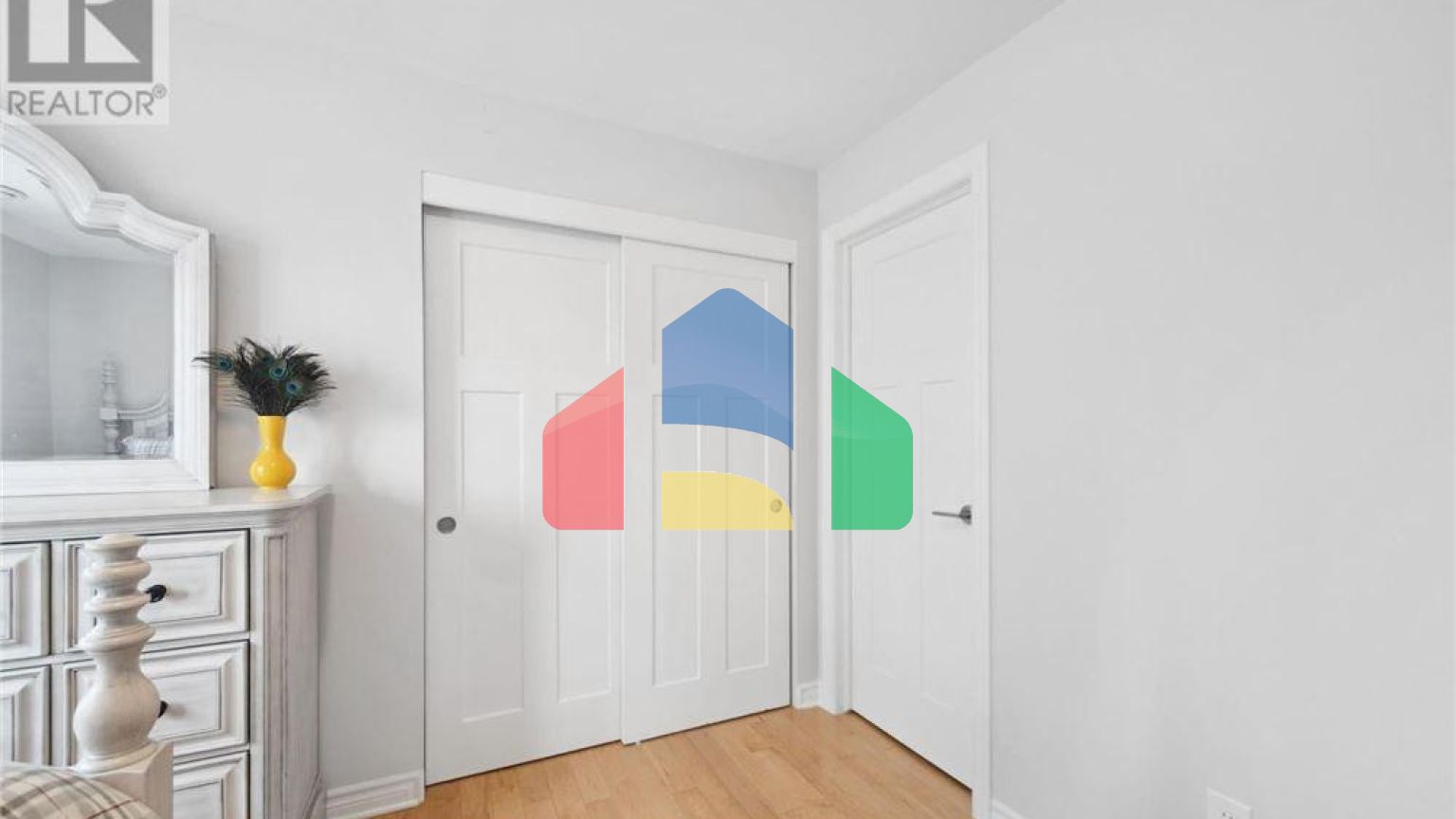 Residential - Condo/Apartment - Ottawa, Canada - Canada