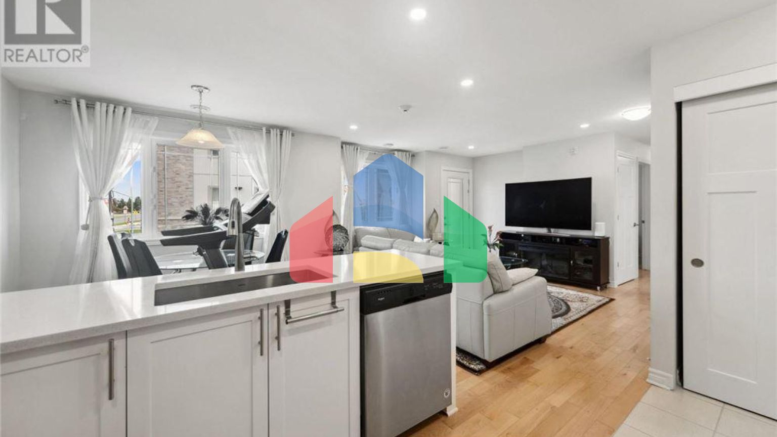 Residential - Condo/Apartment - Ottawa, Canada - Canada