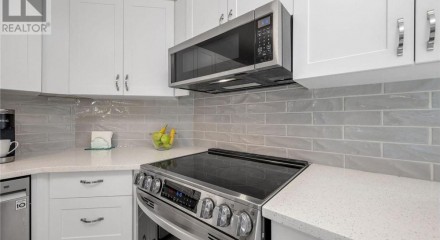Residential - Single Family Home - Ottawa, Canada - Canada