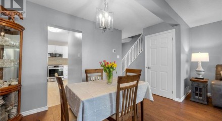 Residential - Single Family Home - Ottawa, Canada - Canada