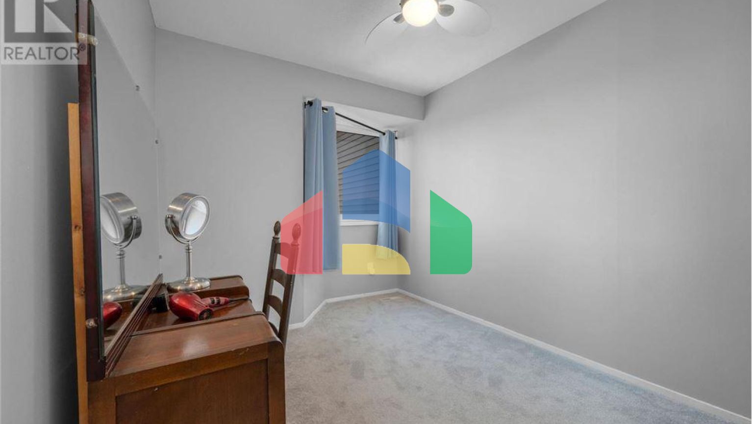 Residential - Single Family Home - Ottawa, Canada - Canada