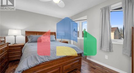 Residential - Single Family Home - Ottawa, Canada - Canada