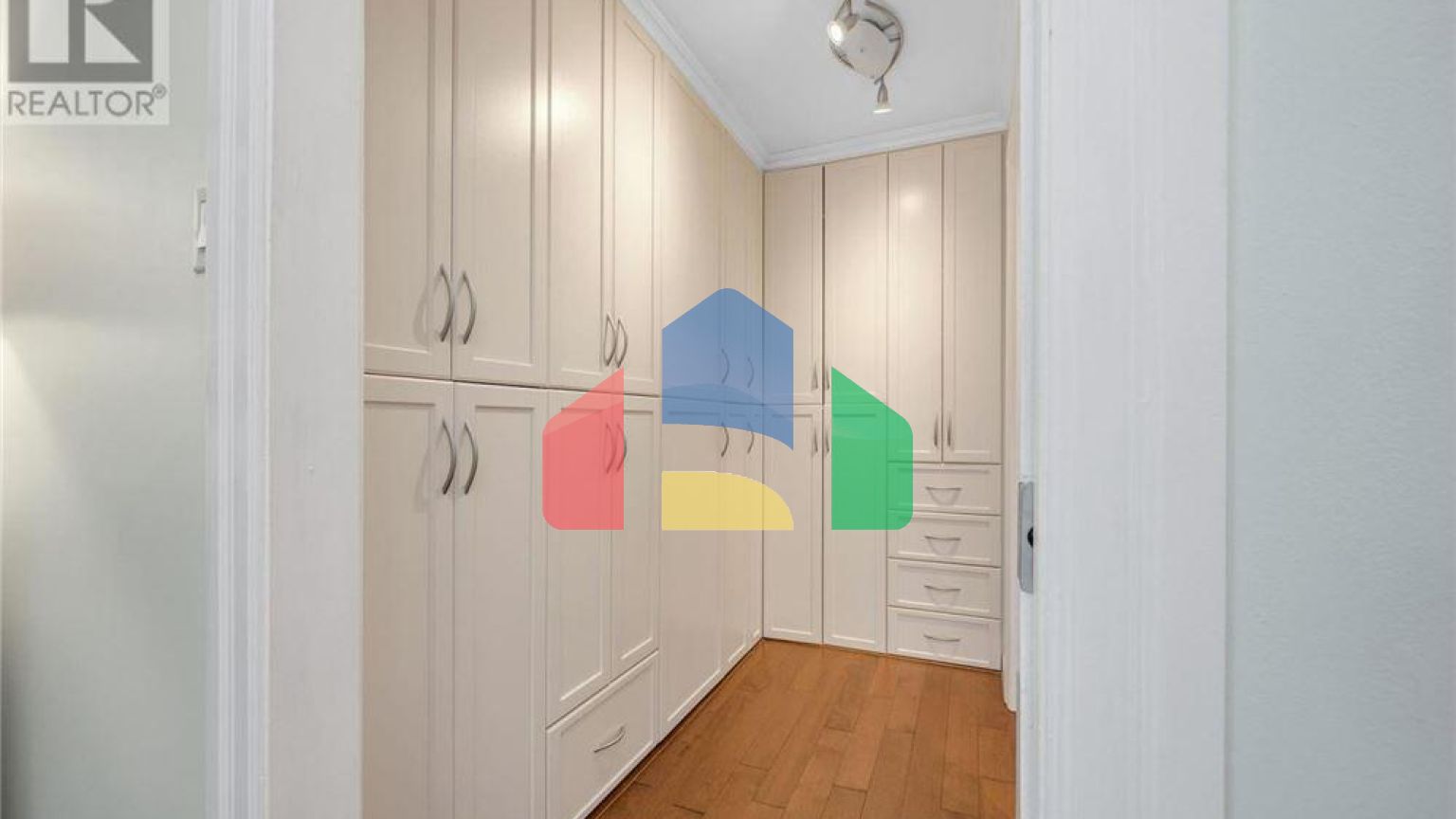 Residential - Condo/Apartment - Ottawa, Canada - Canada